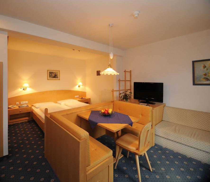 Hotel Gasthof Waldschenke Marlengo Δωμάτιο φωτογραφία